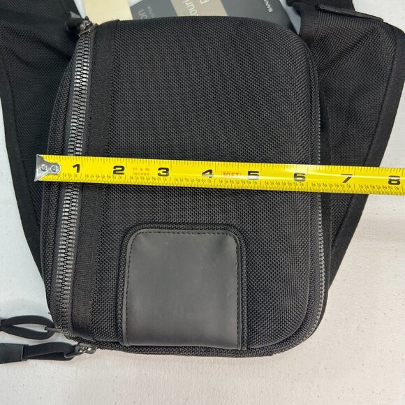 Banana Republic Metro Collection Touring Pack Black Travel Denier Nylon Passport - Picture 11 of 12